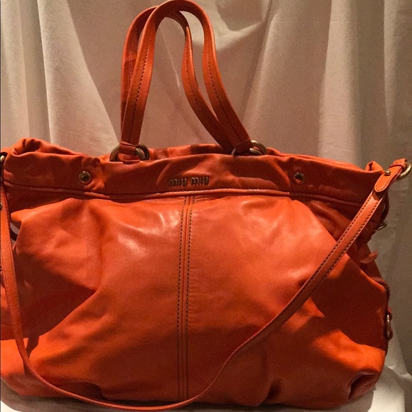 Large Miu Miu tote bag - Picture 3 of 8